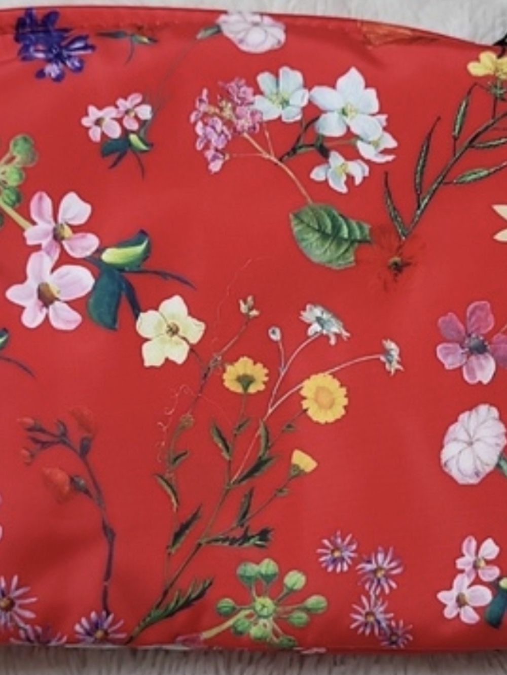 Indigo Red Floral Nylon Medium Zippered Pouch, New With Tags - Picture 9 of 9